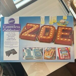 Wilton Countless Celebrations Cake Pan Set - NEW